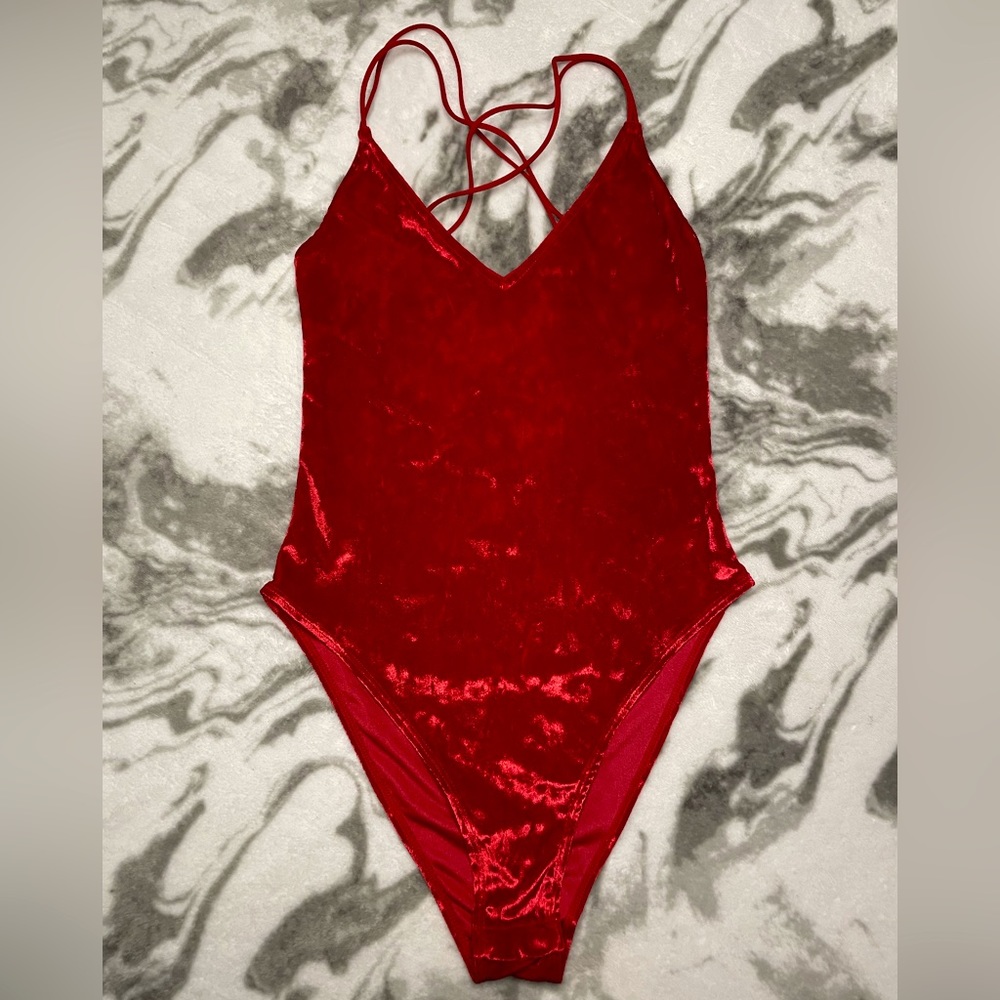 H&M | Divided H&M | Red Velvet Bodysuit | Size: XS